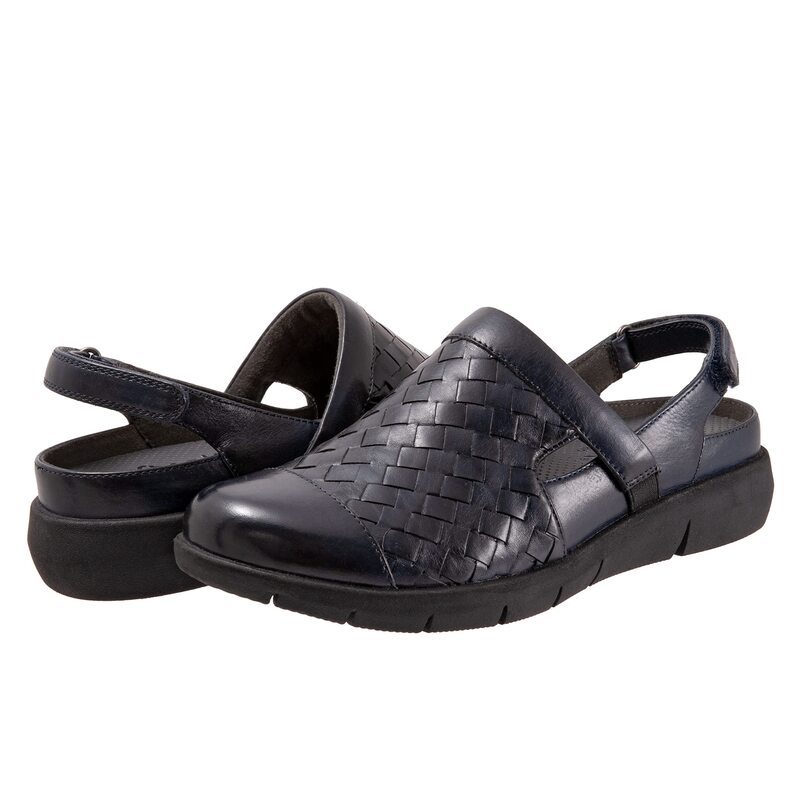 ソフトウォーク レディース シューズ サンダル SoftWalk Salina Woven II Navy ネイビー｜ReVida 店