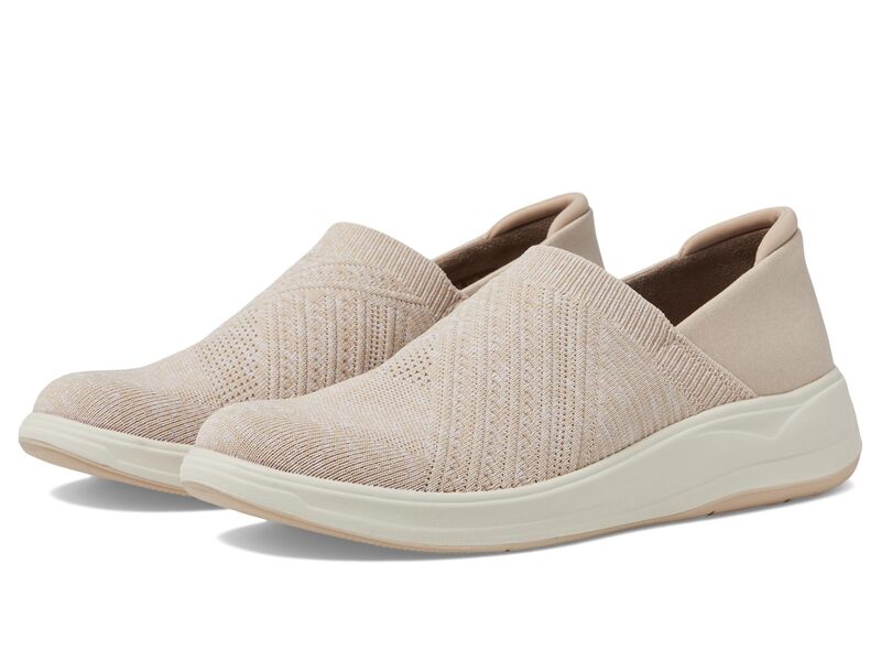 ビジーズ レディース シューズ サンダル Bzees Triumph Beige Fabric ベージュ|ReVida 店