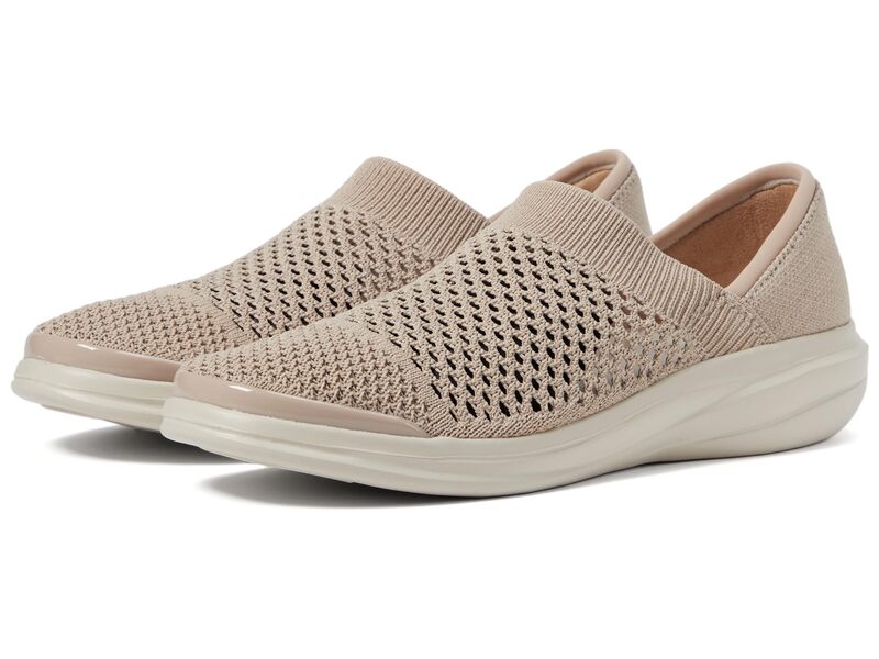 ビジーズ レディース シューズ ヒール Bzees Charlie Beige ベージュ