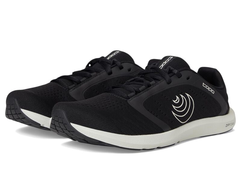 トポアスレチック レディース シューズ スニーカー Topo Athletic ST-5 Black/Grey 黒いこと