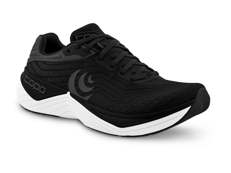 トポアスレチック レディース シューズ スニーカー Topo Athletic Ultrafly 5 Black/White 白いこと
