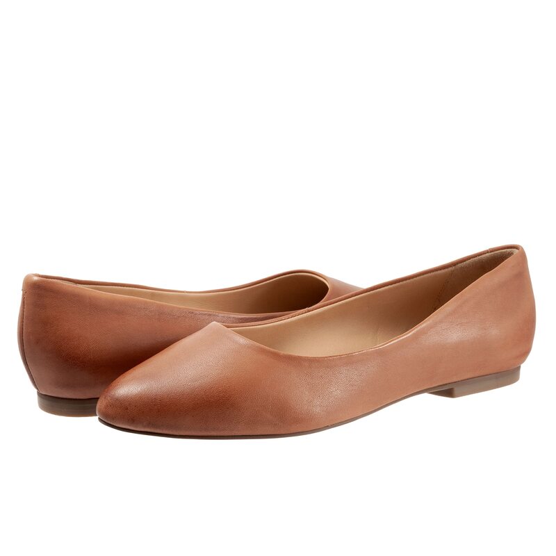 トロッターズ レディース シューズ サンダル Tシャツ Trotters Estee Caramel