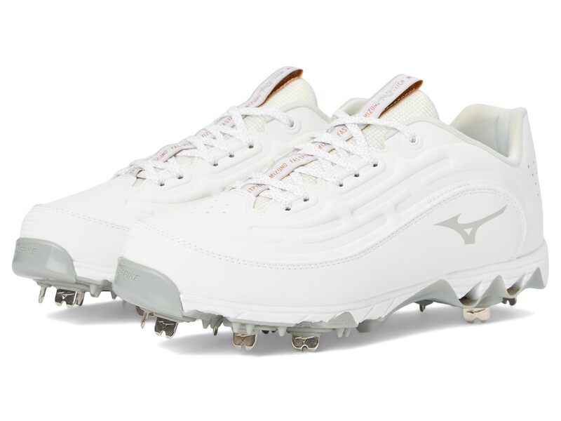 ミズノ レディース シューズ スニーカー Mizuno 9-Spike Swift 8 Low Metal White 白いこと