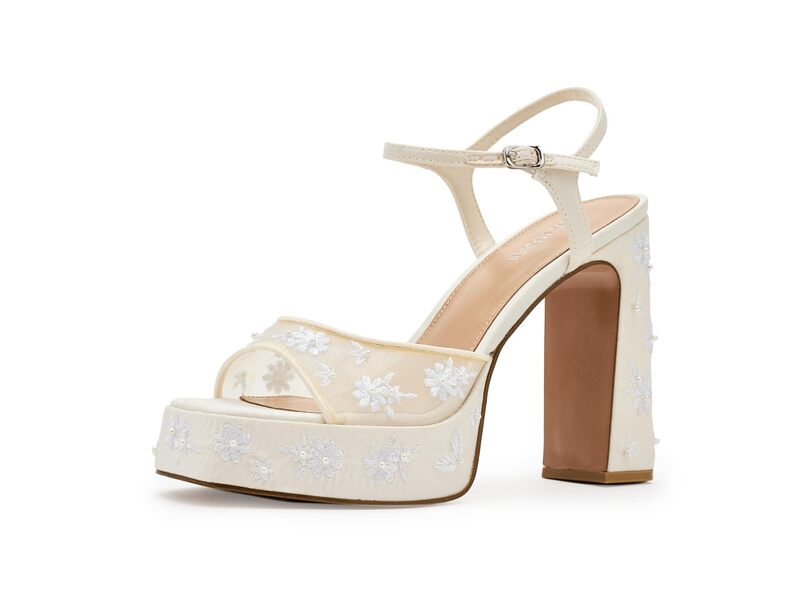 スティーブ マデン レディース シューズ ブーツ・レインブーツ Steve Madden Liandra White Mesh Embellished 白いこと