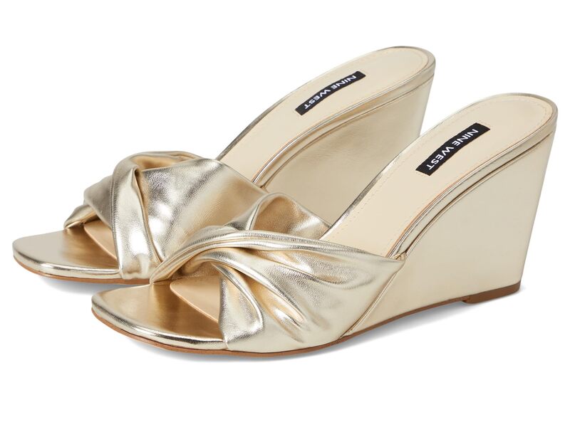 ナインウェスト レディース シューズ 踵 Nine West Nikhil Gold ゴールド