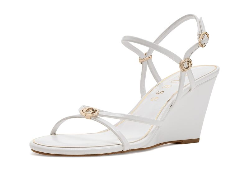 ゲス レディース シューズ 踵 GUESS Devve White Patent 白いこと
