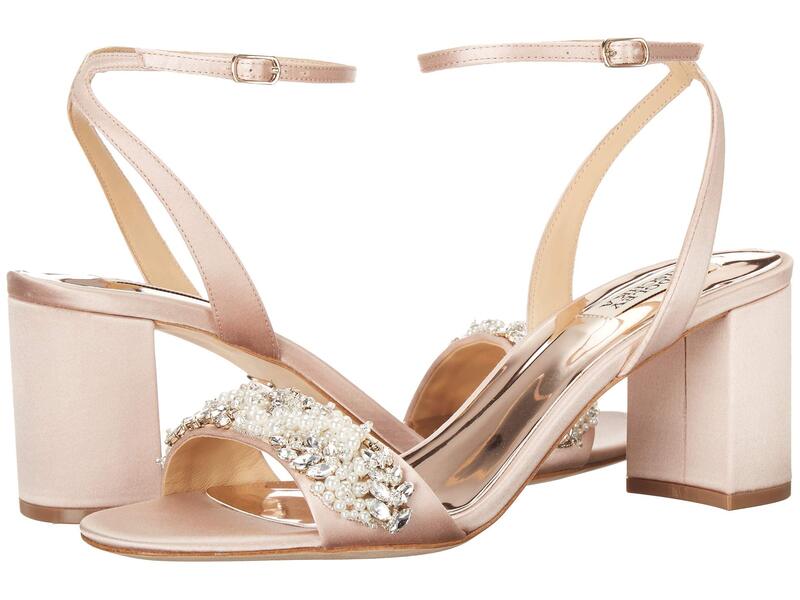 バッジェリーミシュカ レディース シューズ 踵 Badgley Mischka Clara Blush 毛はらい