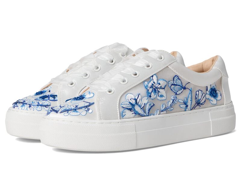 ブルーバイベトシージョンソン レディース シューズ スニーカー Blue by Betsey Johnsonino White/Blue Floral ホワイト|ReVida 店