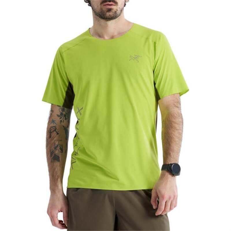 アークテリクス メンズ トップス シャツ 半袖 ダウン ロゴ Arc'teryx Norvan Downword Logo Short-Sleeve Shirt - Men's Mantis/Tatsu
