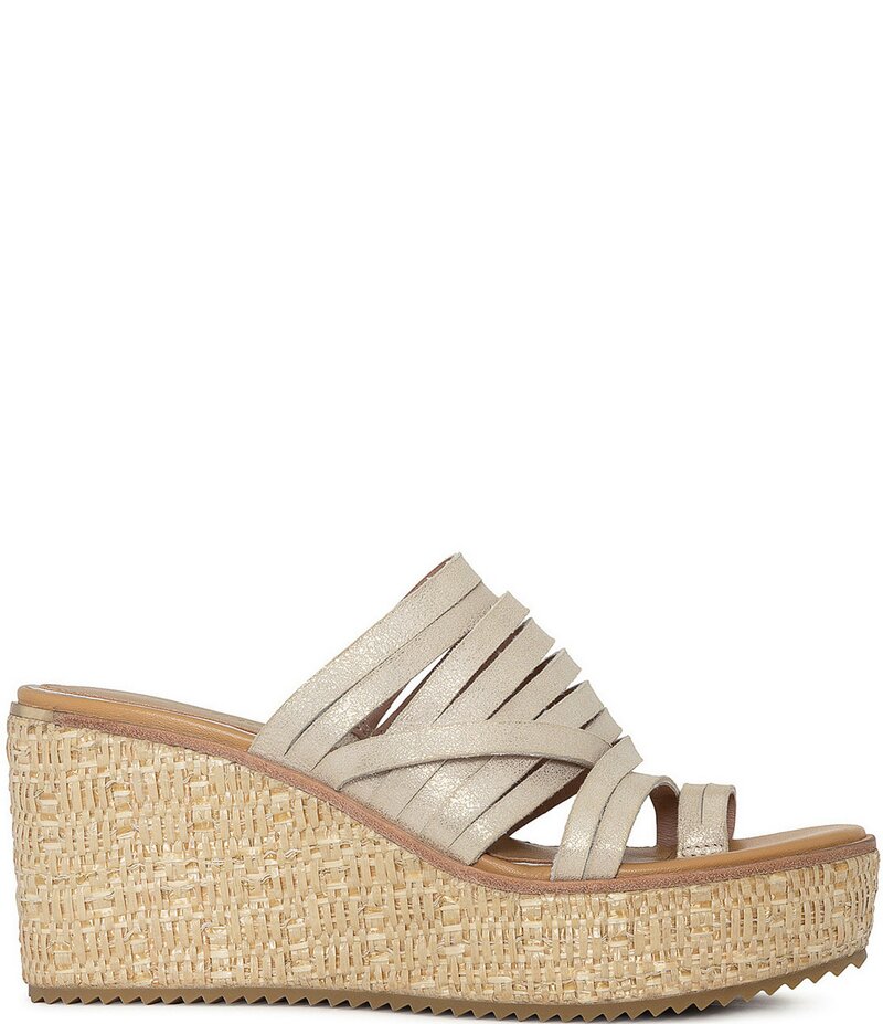 ドナルドプリネール レディース シューズ サンダル プラットフォーム スエード Donald Pliner Ithaca Suede Platform Wedge Toe Ring Sandals Platino|ReVida 店