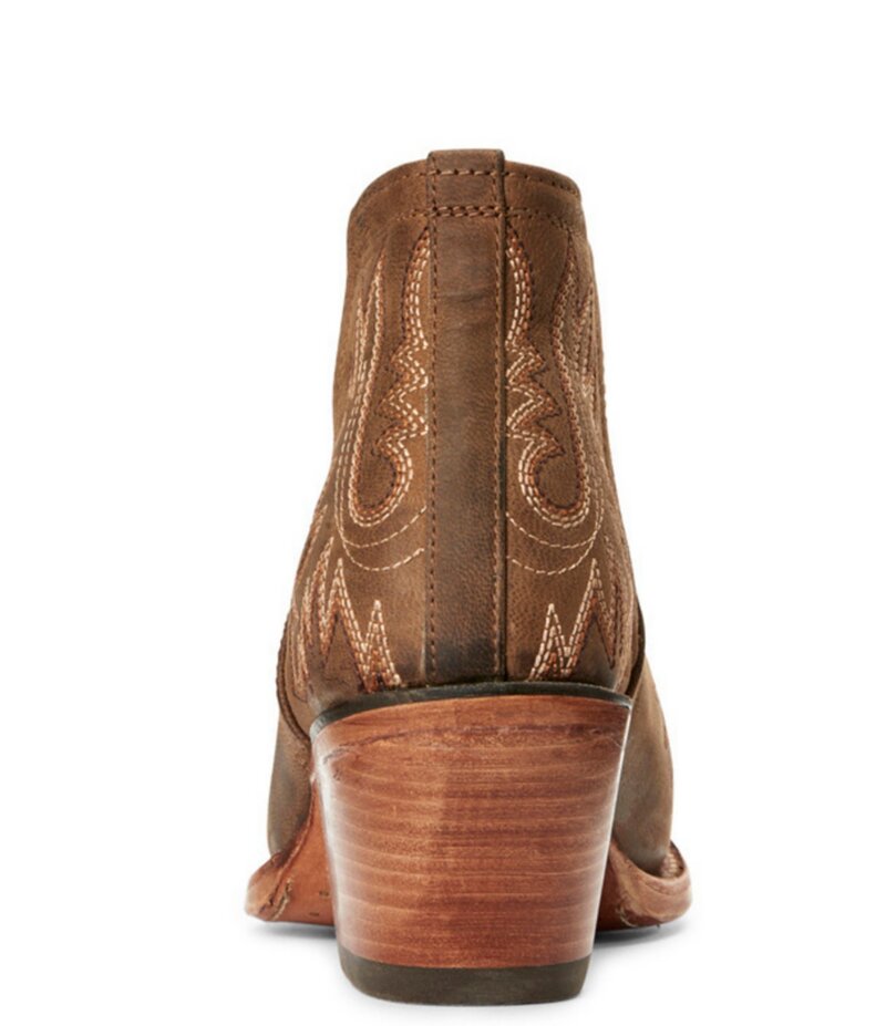 アリアト レディース シューズ ブーツ・レインブーツ レザー ヒール Ariat Dixon Leather Block Heel Western Booties Weathered Brown ブラウン