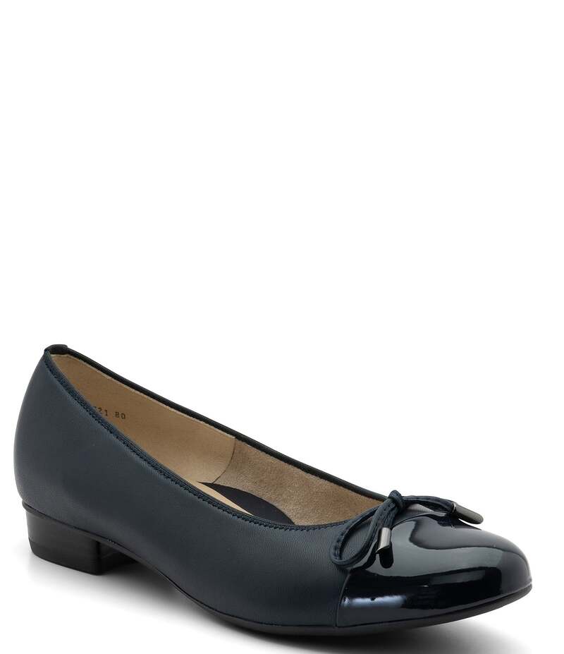 アラ レディース シューズ パンプス 旗がしら なめし革 ara Belinda Leather Cap Toe Bow Ballet Flats Navy Leather 米国海軍