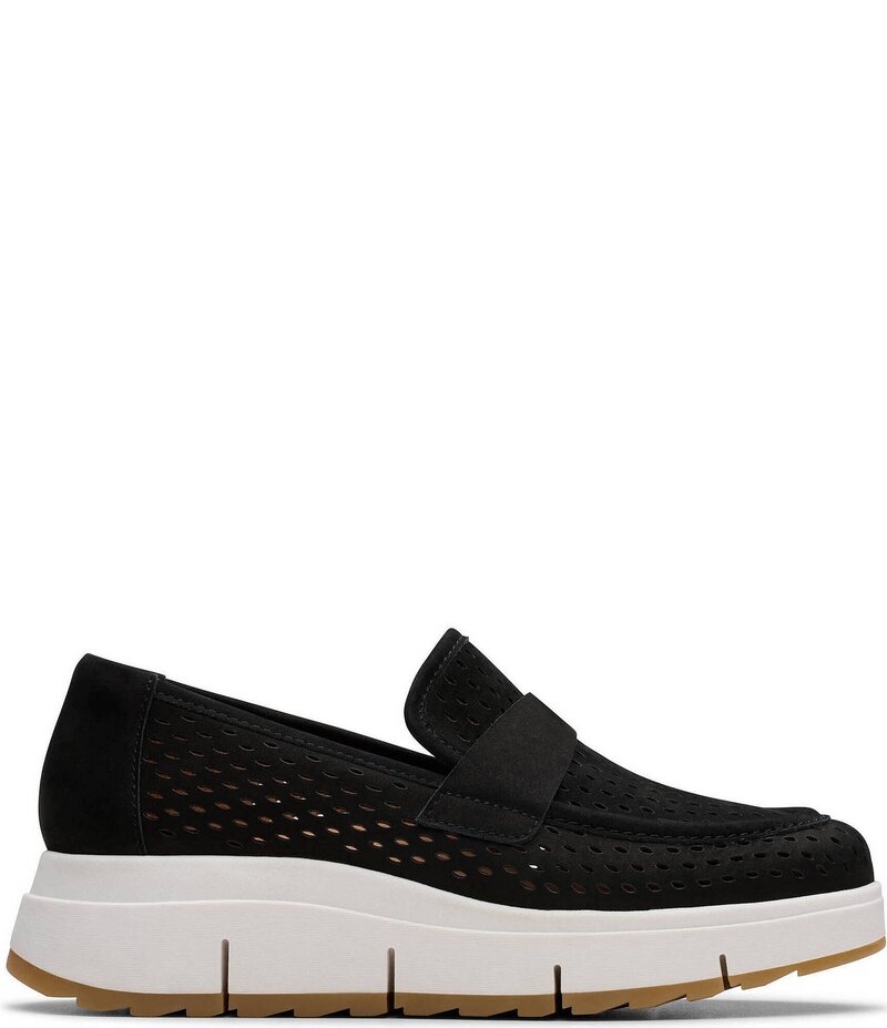 クラークス レディース シューズ スリッポン・ローファー プラットホーム スエードクロス Clarks Artisan Loriini Edge Nubuck Suede Perforated Platform Wedge Slip Ons Black Nubuck 黒いこと 靴-ローファー