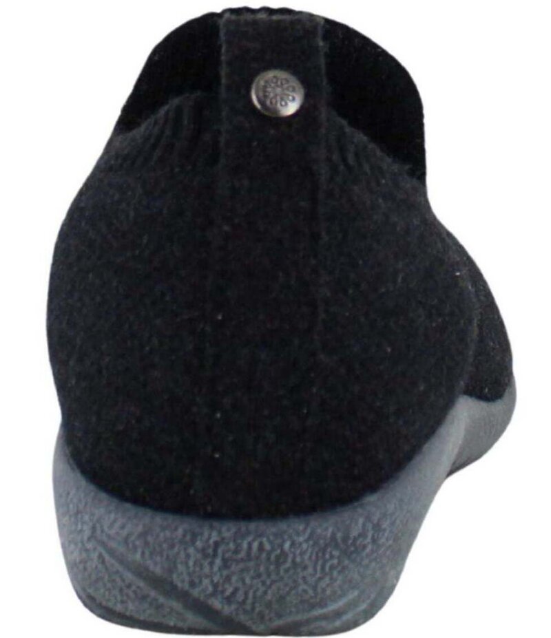 ナオト レディース シューズ スニーカー ニット Naot Women's Nuku Stretch Knit Slip On Sneakers Black ブラック