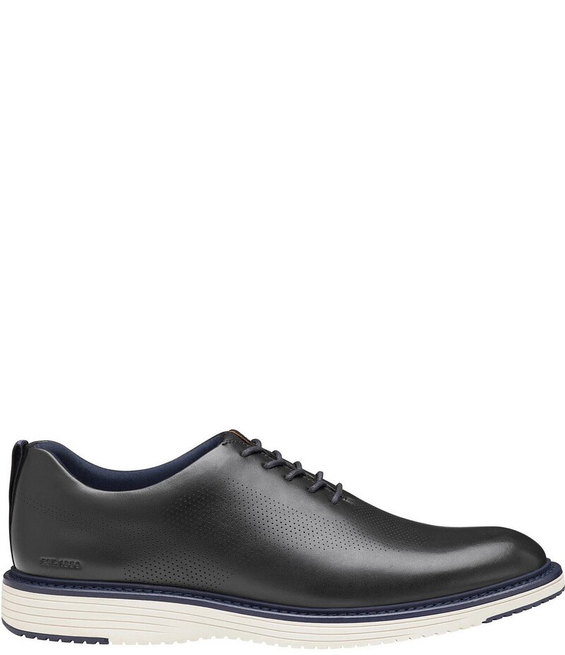 ジョンストンアンドマーフィー メンズ シューズ ドレスシューズ オックスフォード レザー Johnston & Murphy Men's Upton One-Piece Perforated Leather Plain Toe Oxfords Black ブラック