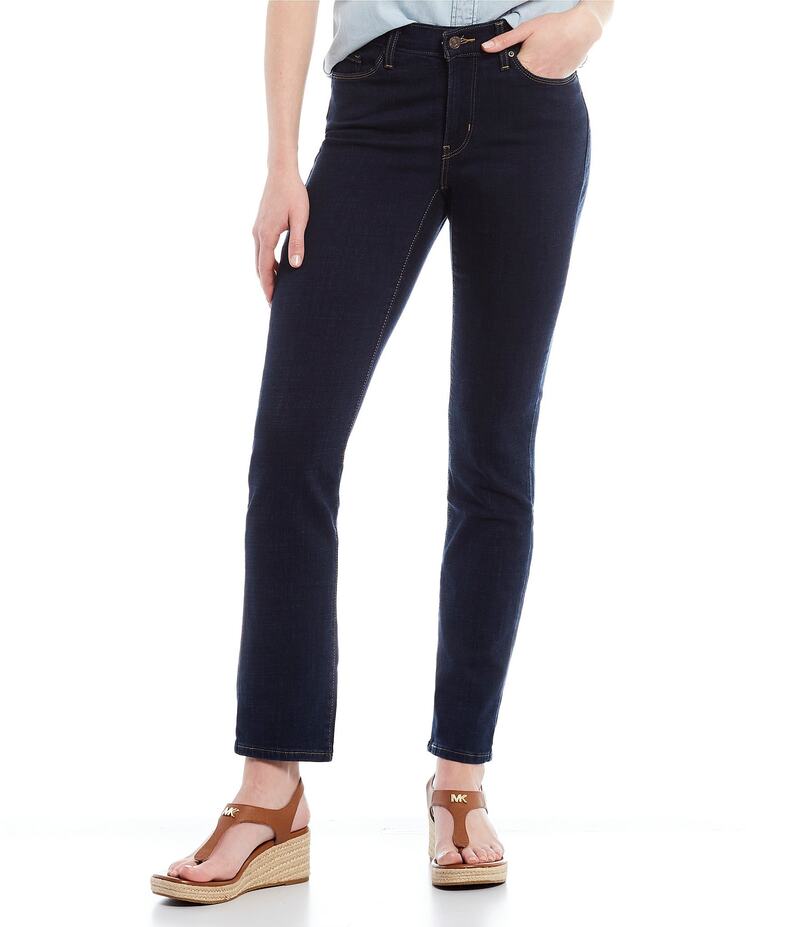 リーバイス レディース ボトムス カジュアルパンツ ストレート デニム ジーンズ Levi'sR Classic Straight Leg Mid Rise Stretch Denim Jeans Marine Dip デニム|ReVida 店