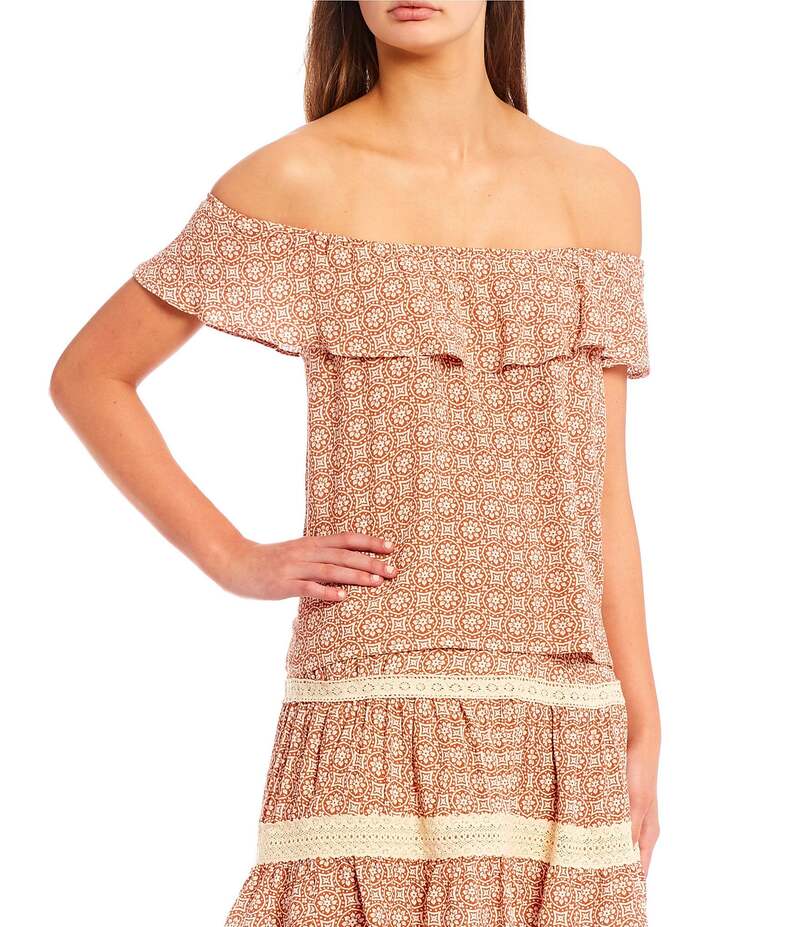 I.N.サンフランシスコ レディース トップス シャツ フラワー柄 フリル ブラウス フラワー I.N. San Francisco Coordinating Floral Medallion Off-The-Shoulder Ruffle Popover Blouse Orange Floral Medallion オレンジ