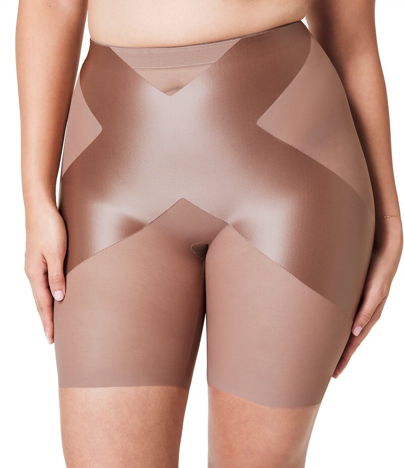 スパンク レディース ボトムス カジュアルパンツ サテン SPANXshape SatinX Mid-Thigh Short Cafe Au Lait