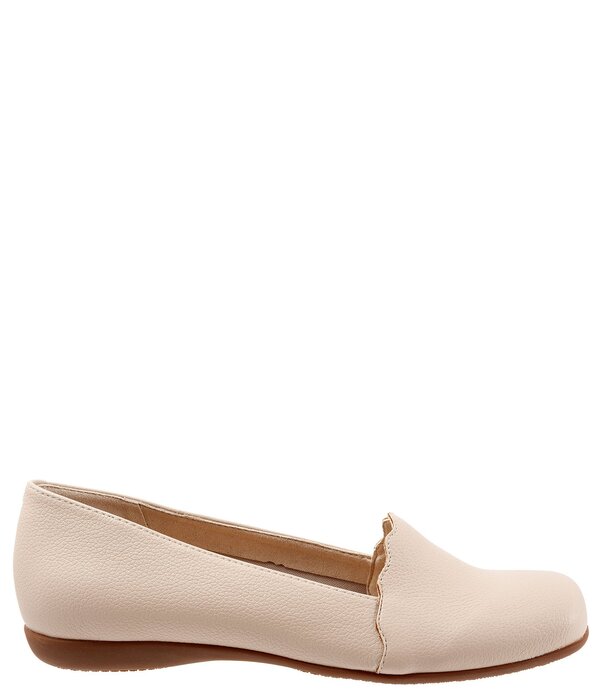 トロッターズ レディース シューズ パンプス ローファー Trottersage Scalloped Trim Loafers Bone セージ