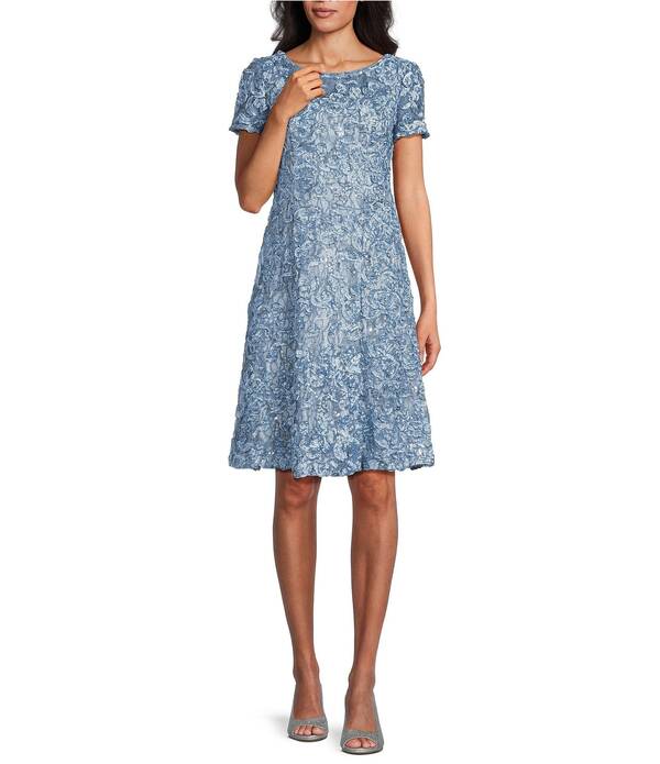 アレックスイブニングス レディース トップス ワンピース A ライン プチ ミディ レース Alex Evenings Petite Size Soutache Lace Boat Neck Short Sleeve A-Line Midi Gown Sky Blue ブルー