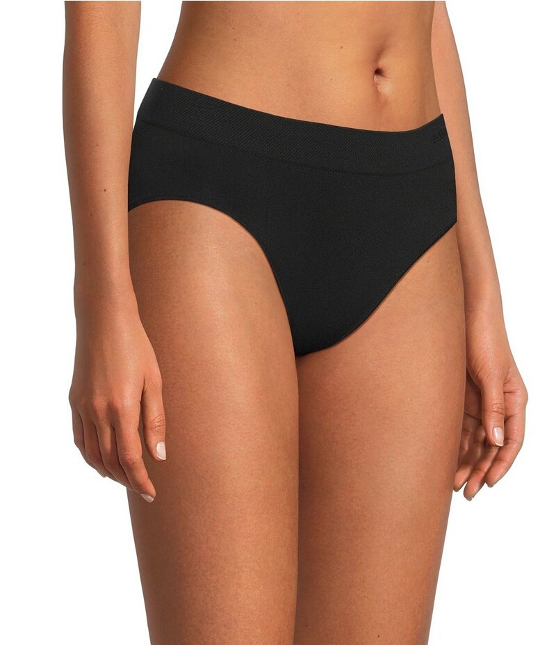 レミステレー レディース アンダー御召しもの ズボン下 Le Mystere Seamless Comfort Hipster Panty Black 黒いこと