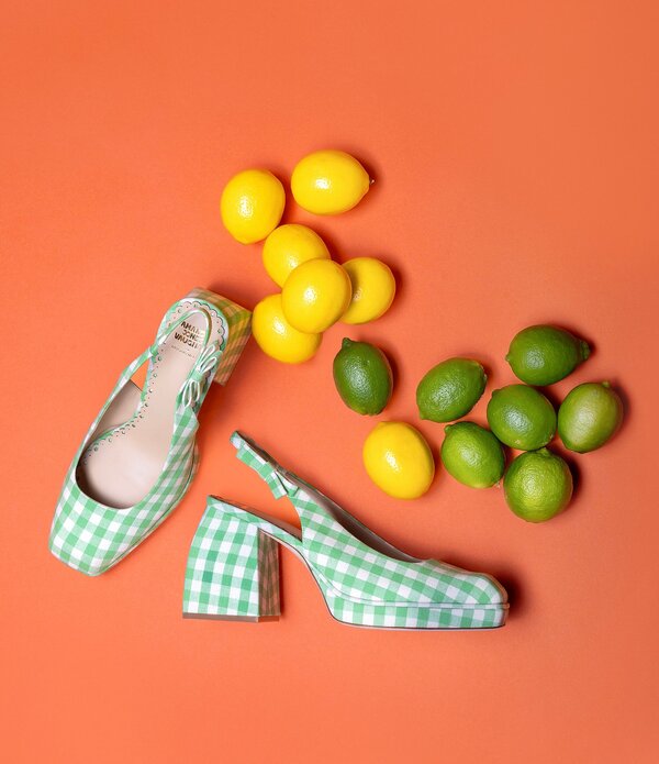 アントニオ メラーニ レディース シューズ 踵 ギンガム照合のしるし プラットホーム ギンガム Antonio Melani x Amanda Jones Vaughan Penny Gingham Platform Block Heel Slingback Pumps Apple/Ivory 象牙色