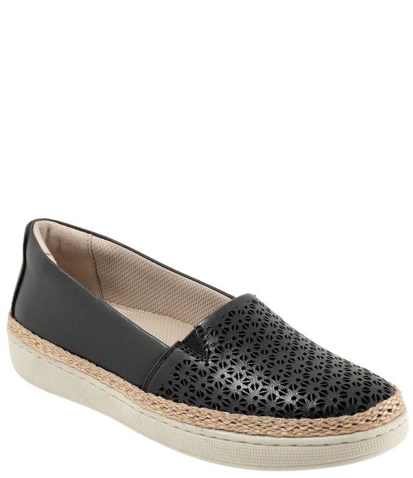 トロッターズ レディース シューズ パンプスニーカー レザー Trotters Accent Perforated Leather Slip on Espadrille Sneakers Black ブラック