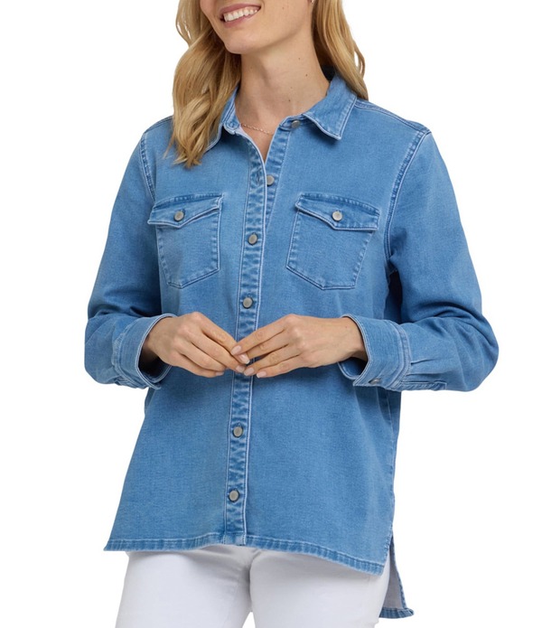 エヌワイディージェイ レディース トップス シャツ デニム NYDJ Stretch Denim Point Collar Long Sleeve Oversize Shirt Light Indigo インディゴ|ReVida 店