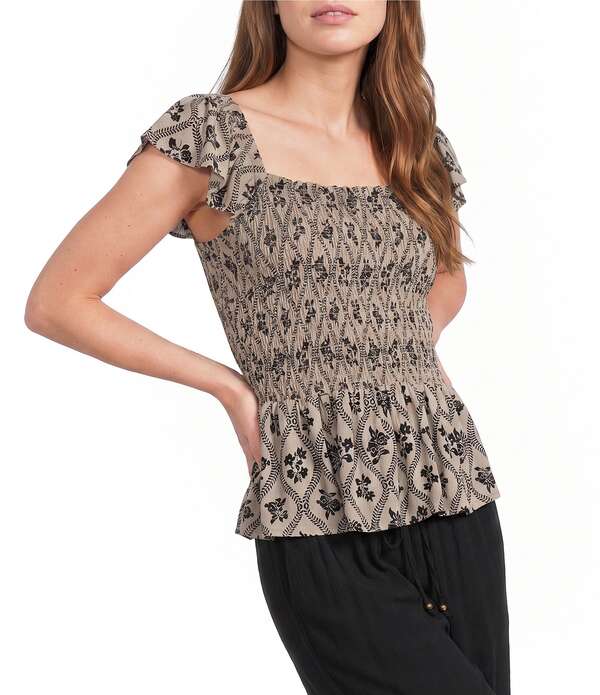 アンジー レディース トップス シャツ プリント フリル シャーリング クロップド Angie Printed Smocked Square Neck Ruffle Sleeve Cropped Top Ivory/Black アイボリー|ReVida 店