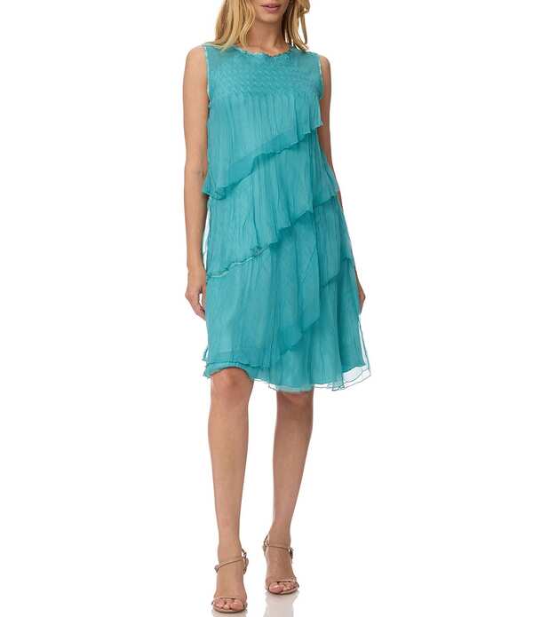 コマロフ レディース トップス 衣装 ティアード シフォン 非対称 筋目 フラウンス ノースリーブ Komarov Chiffon Charmeuse Round Neck Sleeveless Pleated Asymmetrical Ruffle Tieredress Marine Glass