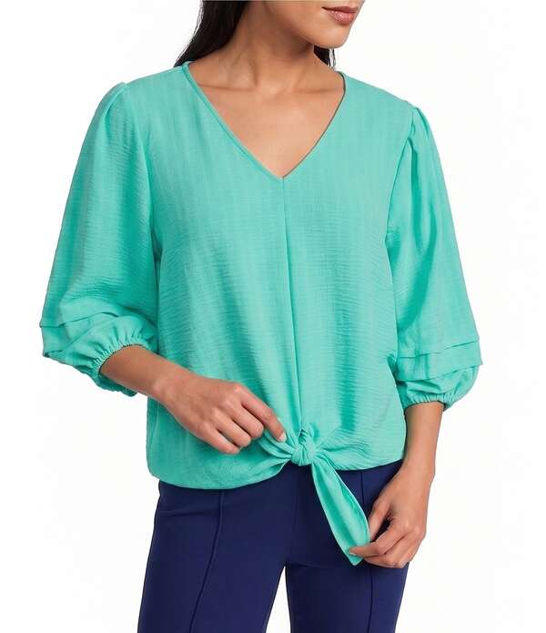 インベストメンツ レディース トップス シャツ Vネック Investments Textured Stripe Tie Front V-Neck 3/4 Sleeve Top Cockatoo ストライプ|ReVida 店