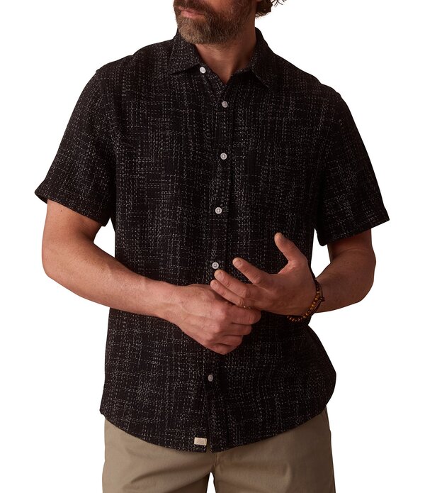 並大抵ブランド名 メンズ トップス ティーシャツ The Normal Brand Freshwater Short Sleeve Woven Shirt Ocean Black 黒いこと