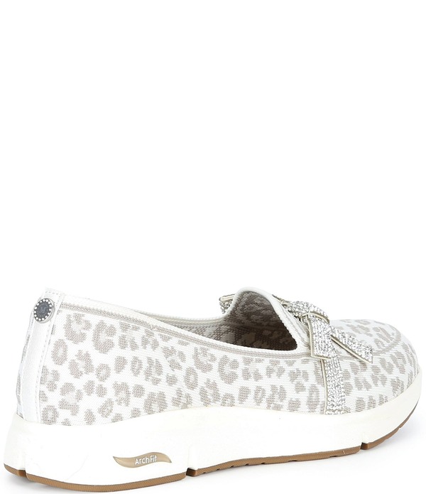 スケッチャーズ レディース シューズ パンプス Skechers x Martha Stewart Women\u0027s Arch Fit Living Leopard Bow Skimmer Flats Off White Leopard 象牙色