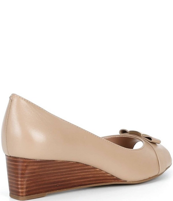 電話を掛けるハーン レディース シューズ パンプス なめし革 Cole Haan Go-To Malta Leather Peep Toe Bowedge Pumps Tuscan Sand 沙子
