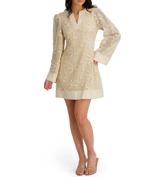 ケンジー レディース トップス 衣装 Vのど首 ミ編み物 Kensie Split V-neck Bell Sleeve Crochet Knit Shift Mini Dress Natural
