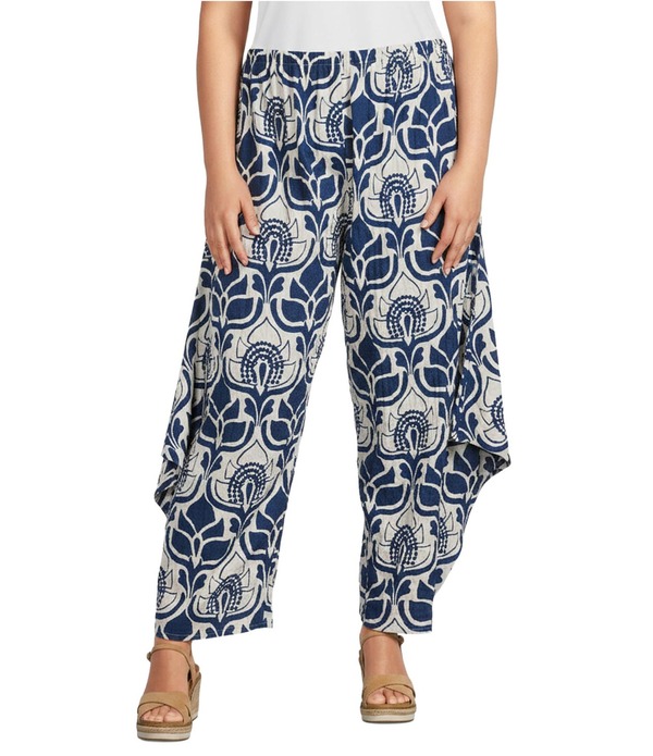 ブライン ウォーカー レディース ボトムス カジュアルパンツ ドレープラスサイズ プリント Bryn Walker Plusize Seamus Tulum Azul Cielo Print Elastic Waist Drape Side Peak Pants Azul Cielo｜ReVida 店