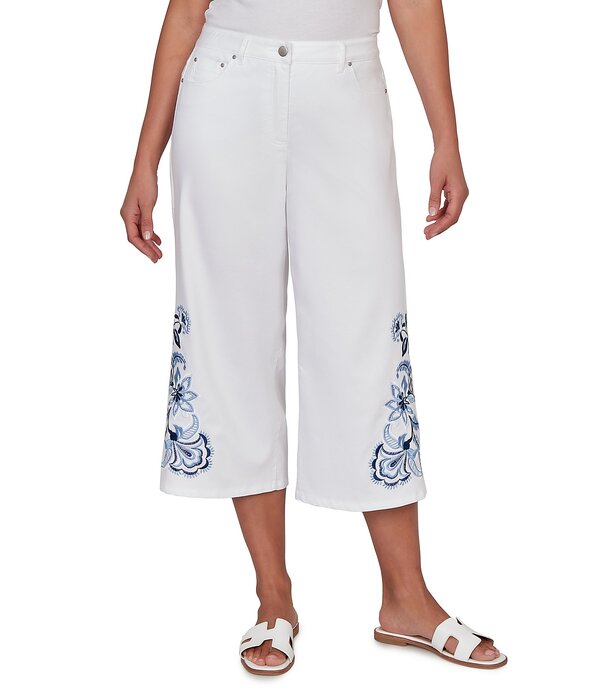 ルビーアールディー レディース ボトムス カジュアルパンツ 刺繍 デニム キャップ Ruby Rd. Embroidered Wide-Leg Capri Denim Pant White ホワイト｜ReVida 店
