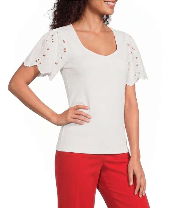 長い巻き毛 ラガーフェルド レディース トップス プルオーバー リブニット Vのど首 編み物 KARLAGERFELD PARIS Rib Knit V-Neck Short Sleeve Top Soft White 白いこと