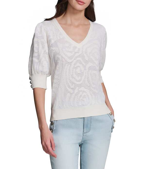 長い巻き毛 ラガーフェルド レディース トップス プルオーバー Vのど首 刷り上げる 編み物 KARLAGERFELD PARIS Knit Print V-Neck Short Sleeve Top Soft White 白いこと