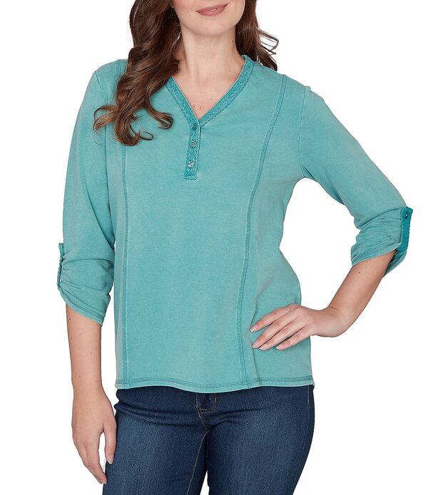 ルビーアールディー レディース トップス プルオーバー V素っ首 パイル スピード競技 編み物 Ruby Rd. French Terry Knit Lace Applique V-Neck 3/4 Buttoned Tab Sleeve Topacific