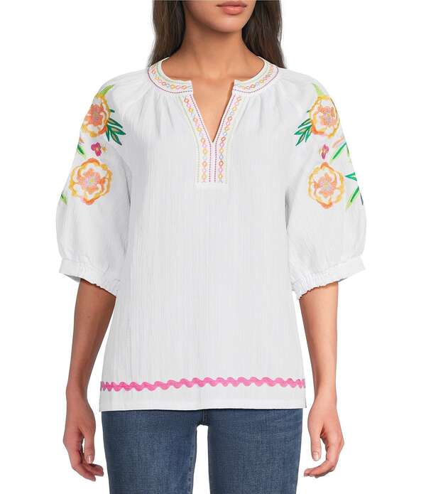 カレッサ レディース トップス カットソー Vのど首 軽気球捩り プチ 刺しゅう Calessa Petite Size Woven Split V-Neck Short Embroidered Balloon Sleeve Ric-Rac Trim Tunic White 白いこと
