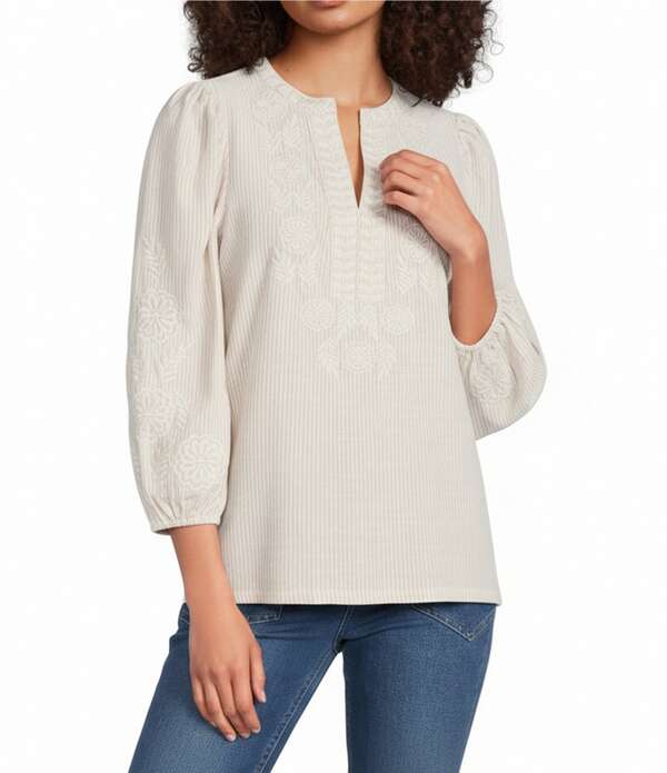 カレッサ レディース トップス シャツ Vネック 刺繍 Calessa Woven Striped Embroidered Split V-Neck 3/4 Sleeve Tunic Sand/Cream クリーム｜ReVida 店