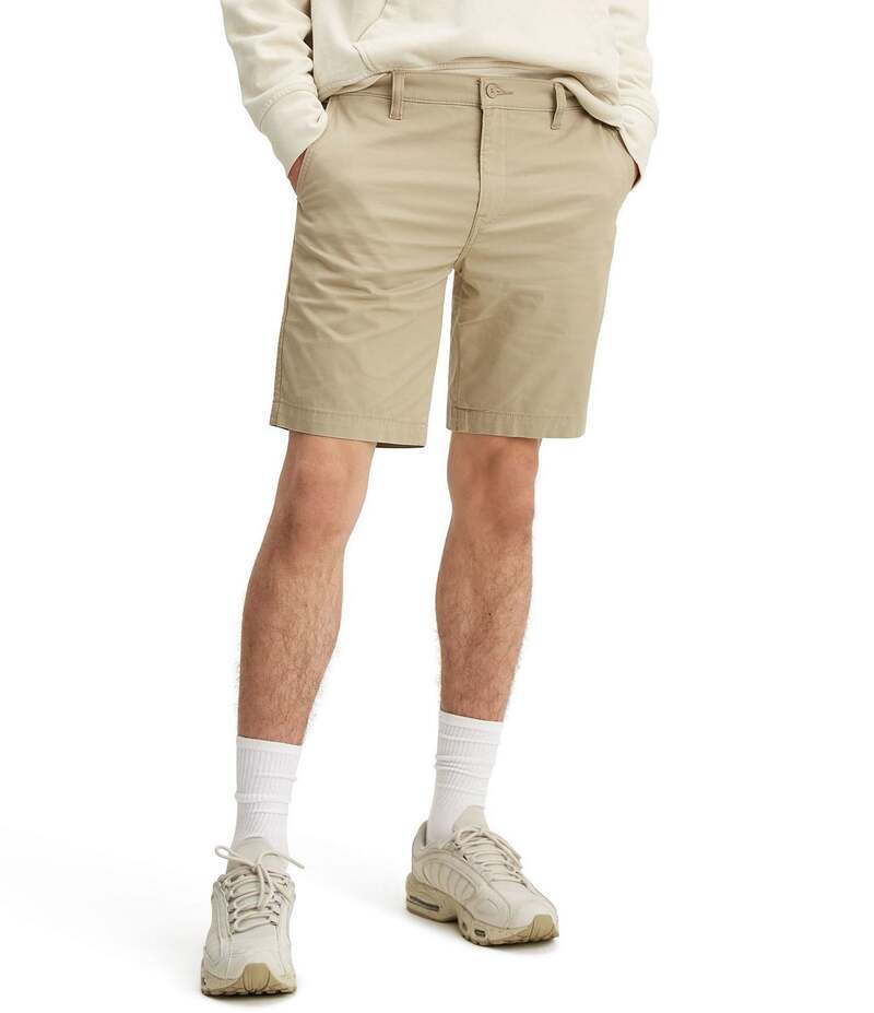 リーバイス メンズ ボトムス ハーフパンツ・ショーツ ショートパンツ Levi'sR Standard Taper Flat-Front 9 Inseam Chino Shorts True Chino