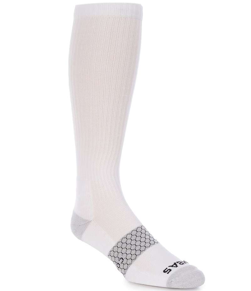 ボンバス メンズ アンダーウェア 靴下 Bombas Over-The-Calf Solid Compression Socks White ホワイト