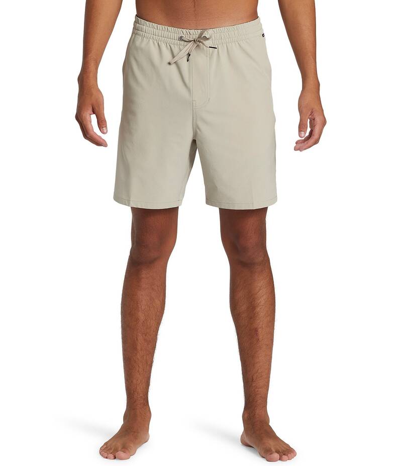 クイックシルバー メンズ 水着 ハーフパンツ・ショーツ ショートパンツ Quiksilver Taxer Amphibian 18 Outseam Board Shorts Plaza Taupe トープ