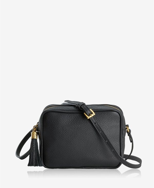 ギギニューヨーク レディース バッグ ショルダーバッグ レザー GiGi New York Madison Leather Crossbody Black ブラック