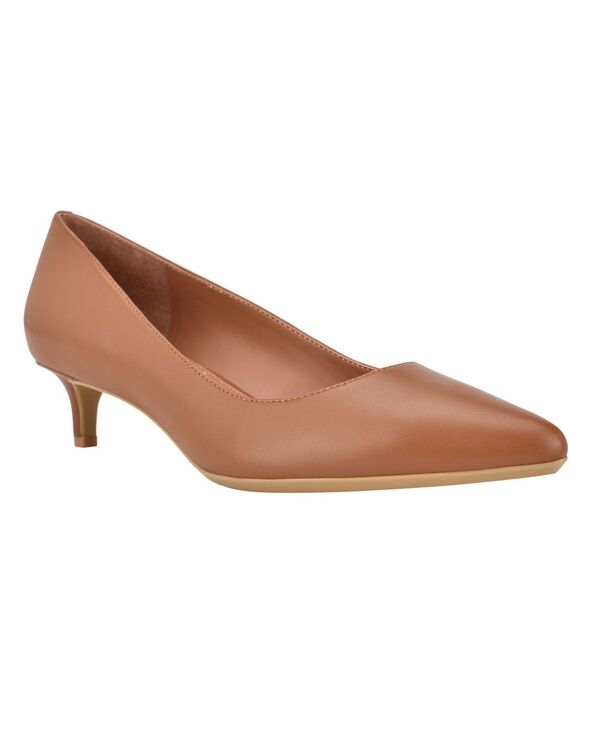 カルバンクライン レディース シューズ パンプス ヒール Calvin Klein Women's Gabrianna Pointed Toe Kitten Heel Pumps Cognac Leather