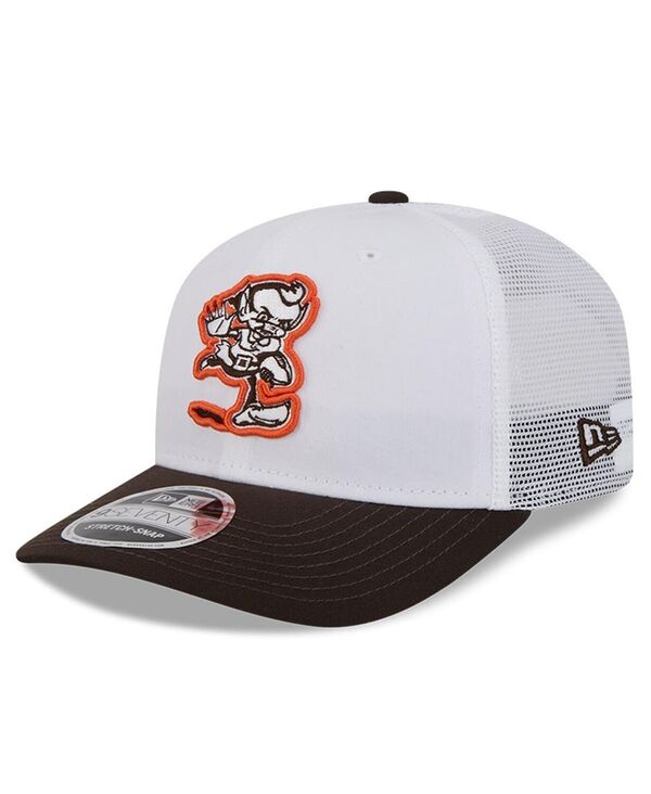 【送料無料】 ニューエラ メンズ 帽子 アクセサリー Men's White/Brown Cleveland Browns 2024 NFL Training Camp Throwback 9SEVENTY Trucker Hat White Brown|ReVida 店