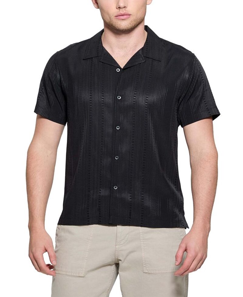 ゲス メンズ トップス シャツ GUESS Men's Roma Textured Short Sleeve Button-Front Camp Shirt Black ブラック