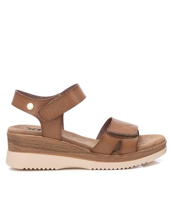 キシタイ レディース シューズ サンダル Women's Low Wedge Sandals By XTI Taupe トープ